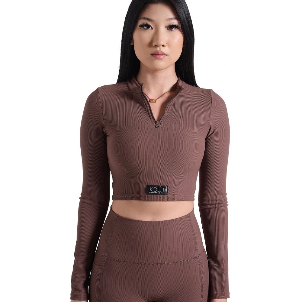 NWT Kouii Ribbed Mock Collar Fitted Cropped Bodysuit - Picture 2 of 3